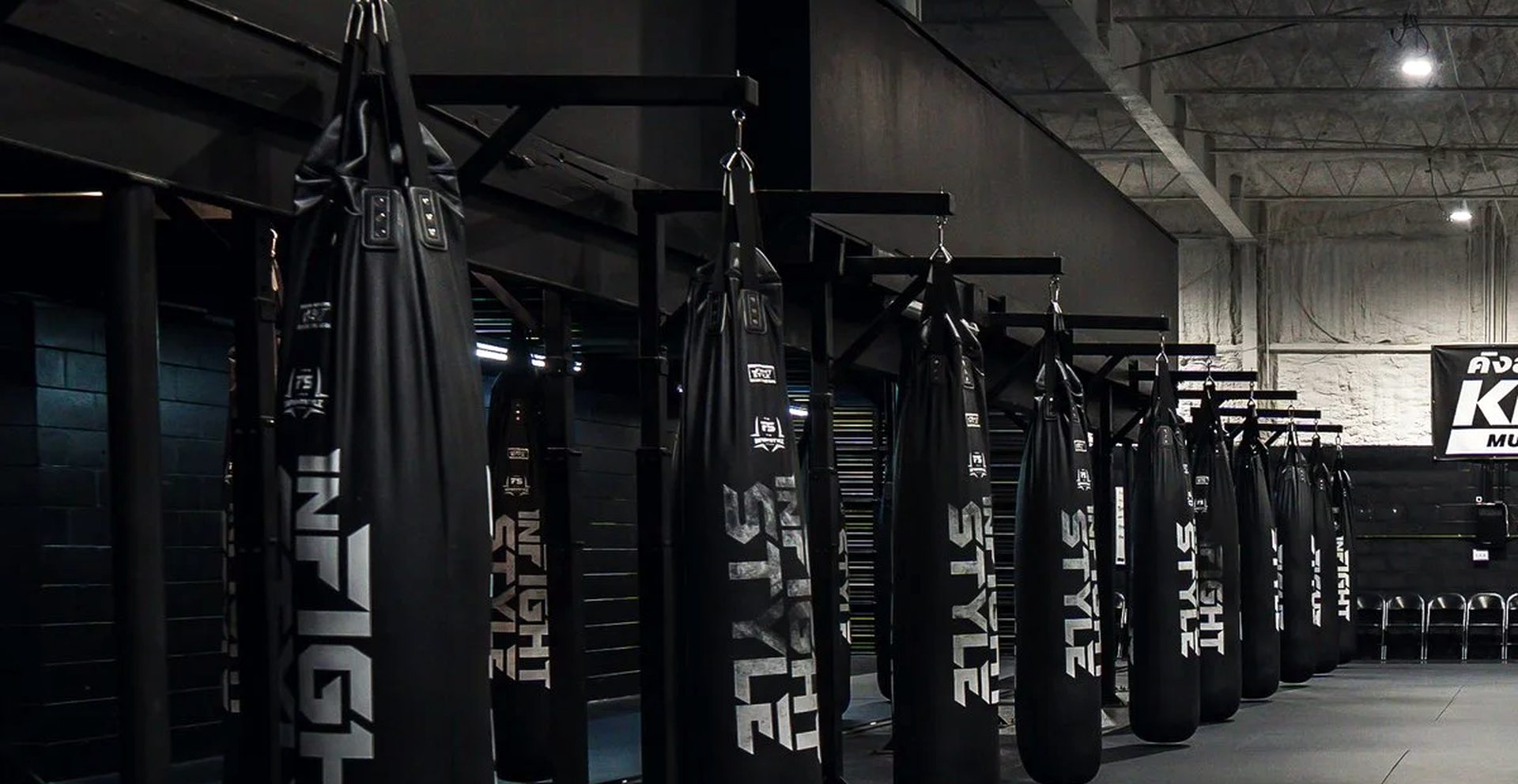 Clinch Muay Thai training floor